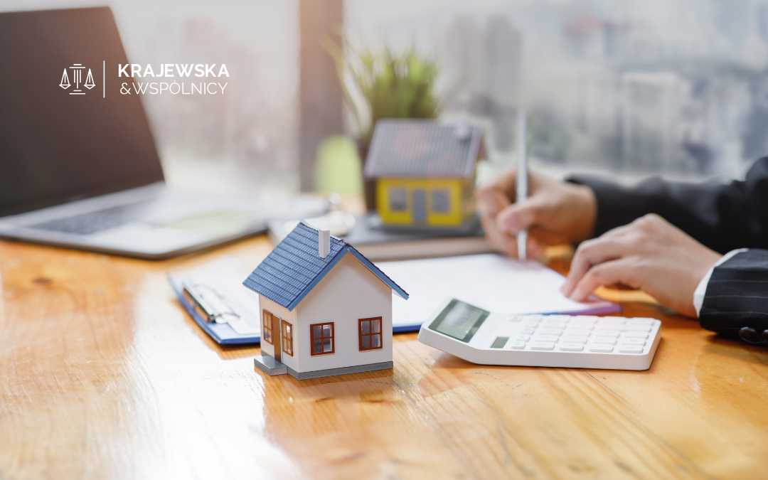 Dokumenty kredytowe na stole