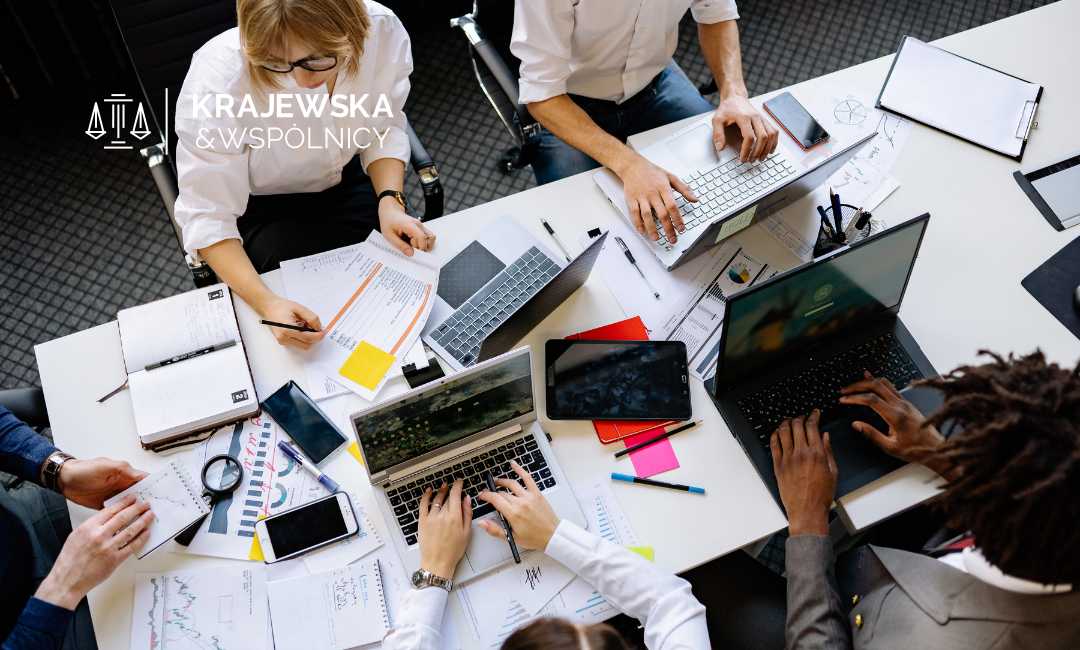Prawnicy opracowujący strategię dla klienta z Gliwic